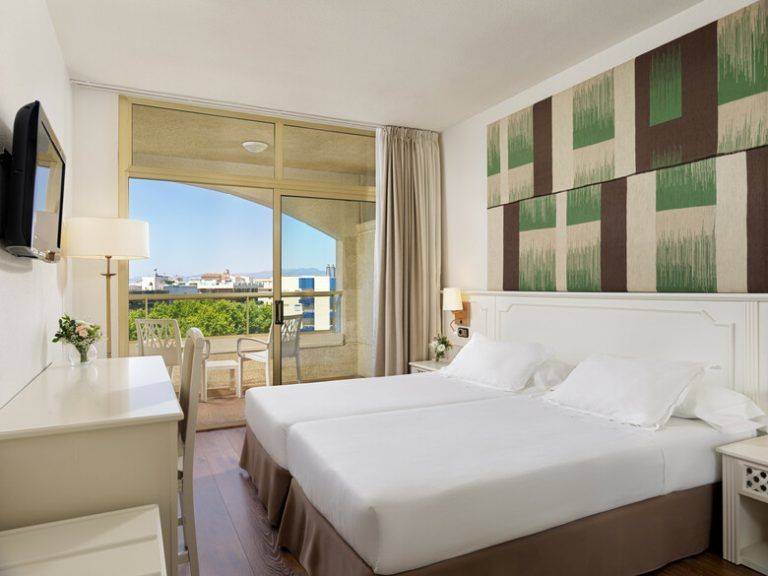 Hotel H10 Salou Princess reviews